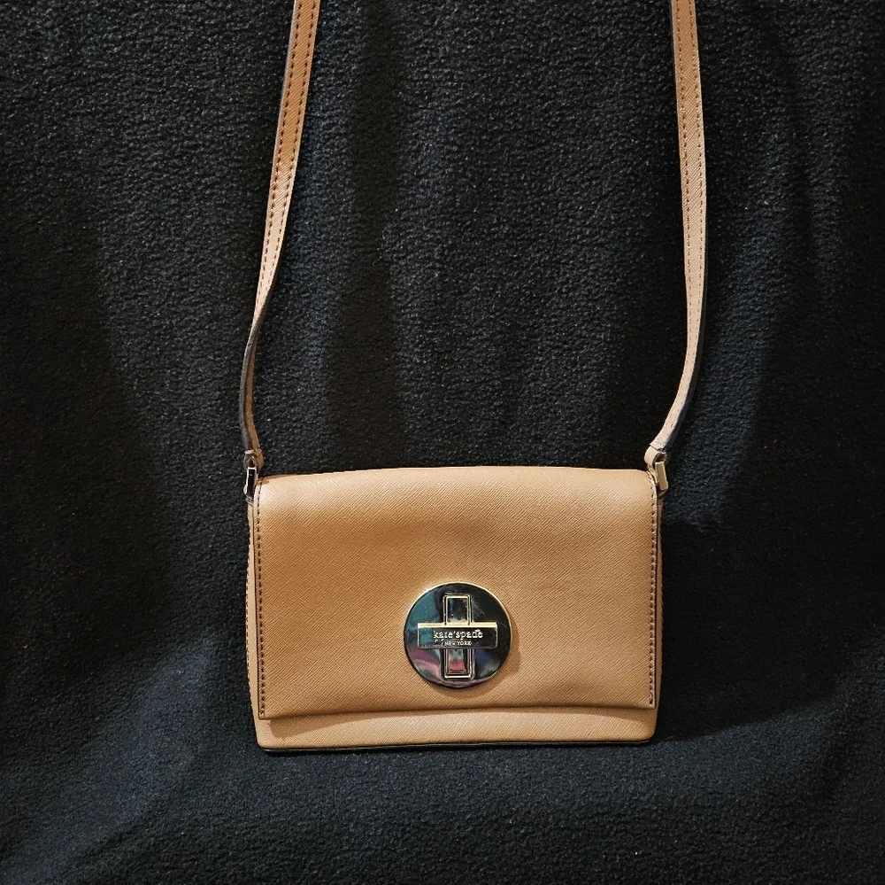 Kate Spade Sally Newberry Lane Leather Camel Brown Color Crossbody